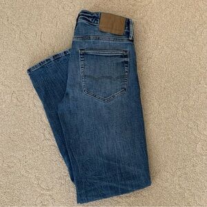 Men’s American Eagle Jean Original Straight 29x32 Medium Wash